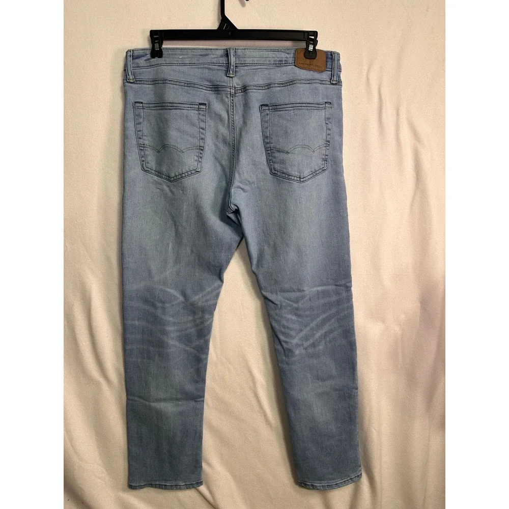 American Eagle Airflex+‎ Slim Straight Light Wash Blue Jeans Mens 36x32